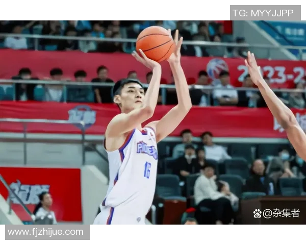 周琦在比赛中突破个人得分记录，创造生涯新高